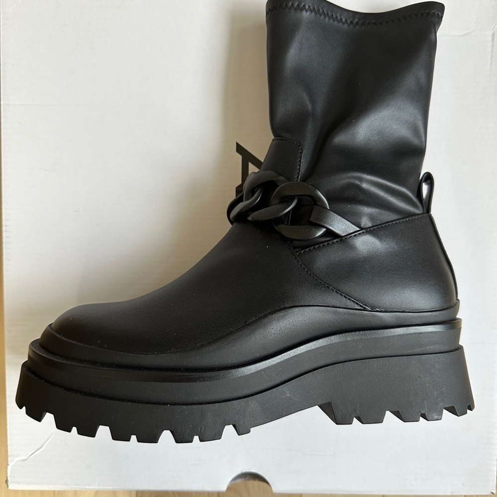 ALDO Grandiose Boots – Sleek Black Platform with Chain Detail - Picture 8 of 9